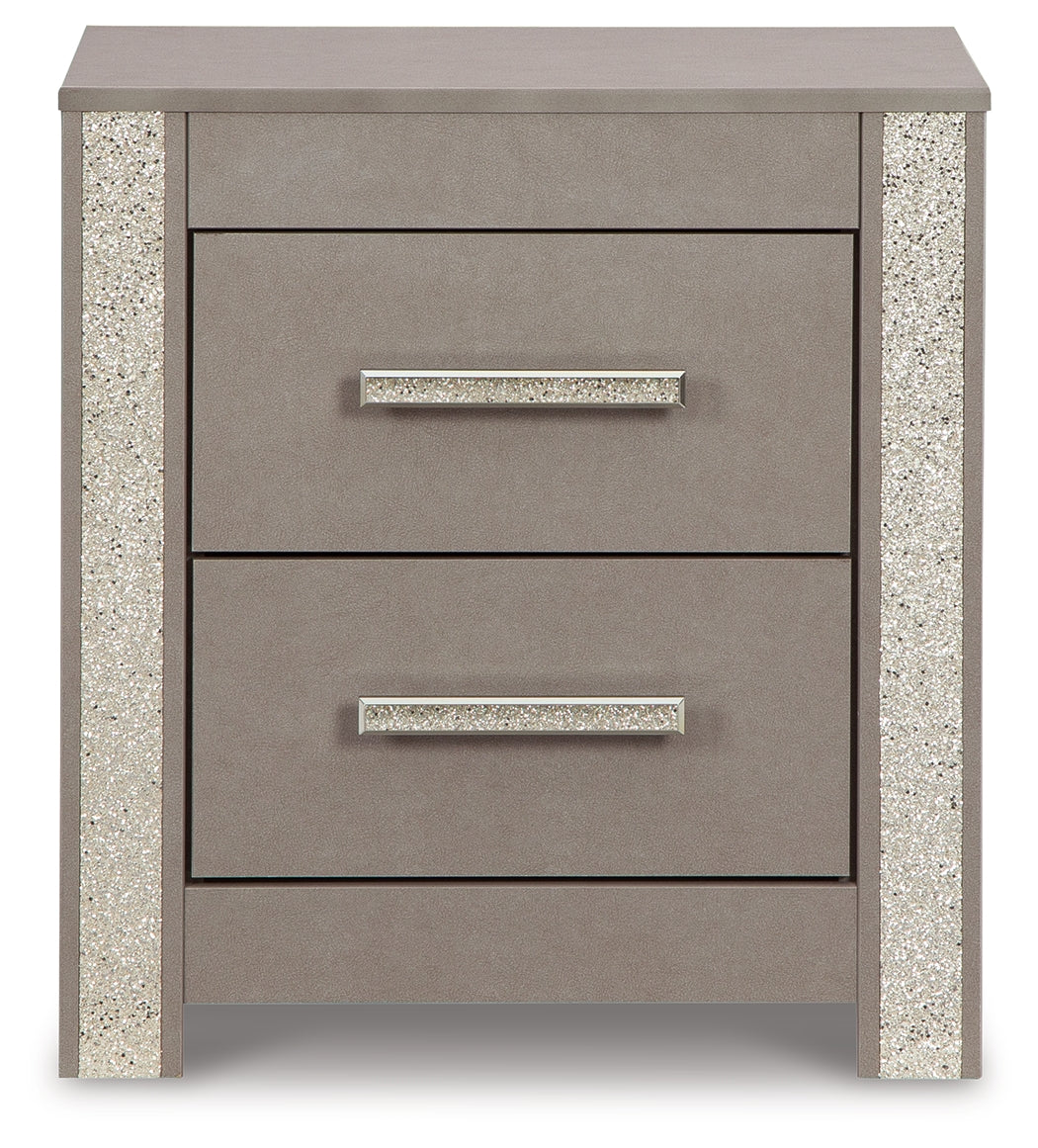 Surancha Queen Poster Bed and 2 Nightstands