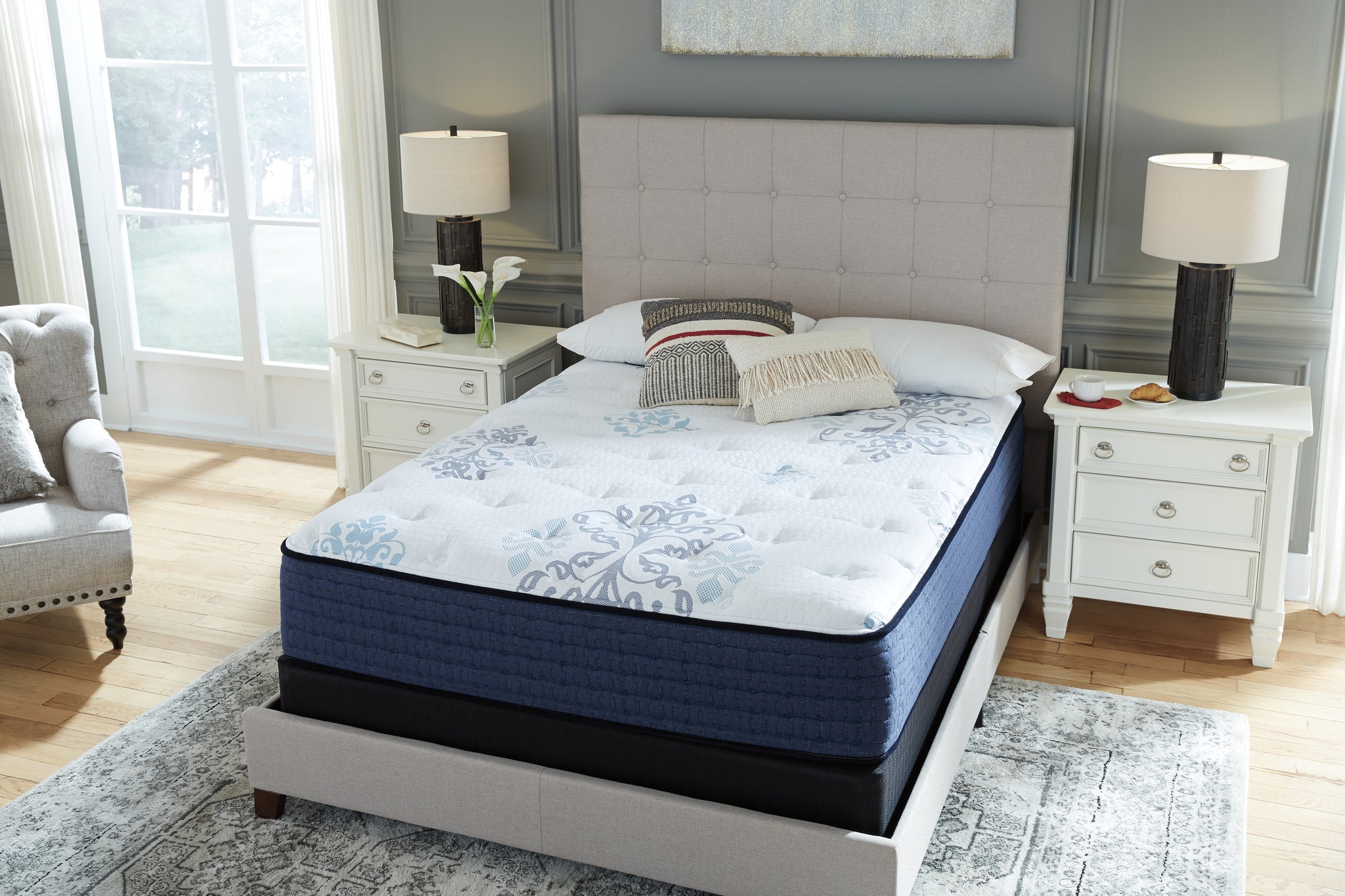 Bonita Springs Plush King Mattress
